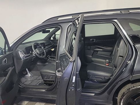 Certified 2024 Kia Sorento SX Prestige AWD/4WD image 16