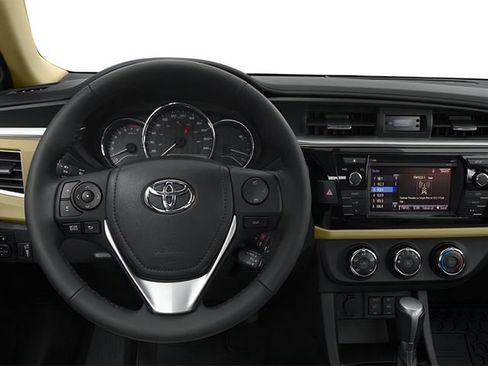 Used 2014 Toyota Corolla LE w/ Driver Convenience Package FWD image 7