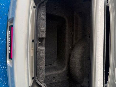 Used 2002 Honda S2000 image 13