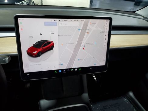 Used 2023 Tesla Model Y Long Range AWD/4WD image 26
