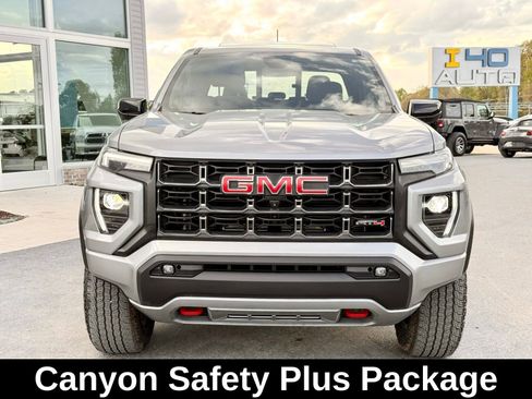 Used 2023 GMC Canyon AT4 w/ AT4 Premium Package AWD/4WD image 8