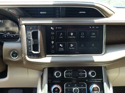 Used 2023 GMC Yukon Denali w/ Denali Reserve Package AWD/4WD image 36