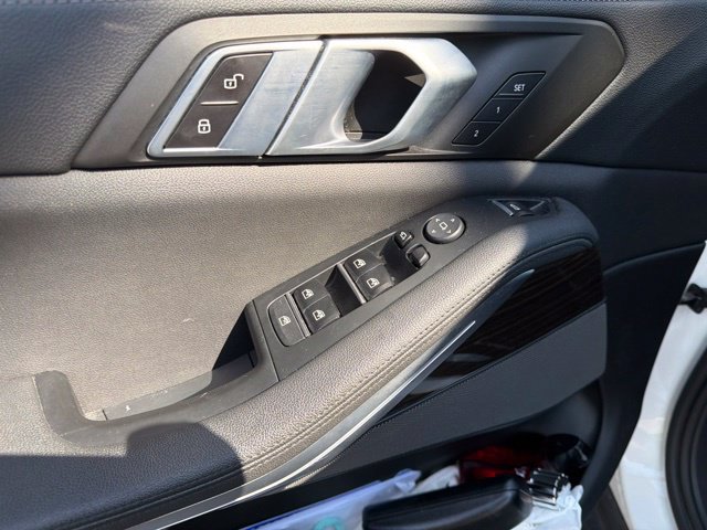 Used 2021 BMW X5 xDrive40i w/ Premium Package AWD/4WD image 10