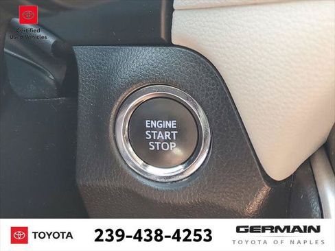 Certified 2022 Toyota RAV4 XLE w/ Convenience Package FWD image 32