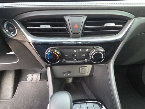 Certified 2025 Buick Encore GX Sport Touring w/ Comfort Package image 23