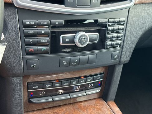 Used 2012 Mercedes-Benz E 350 E 350 image 21