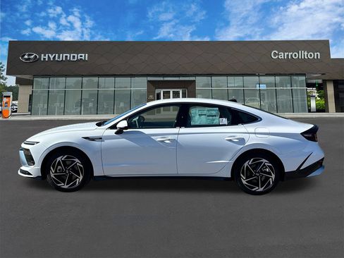 New 2026 Hyundai Sonata SEL FWD image 9