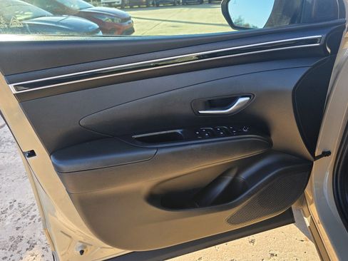 Used 2023 Hyundai Santa Cruz SEL Premium image 11