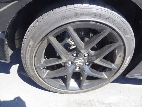 Used 2024 Honda Civic Sport image 12