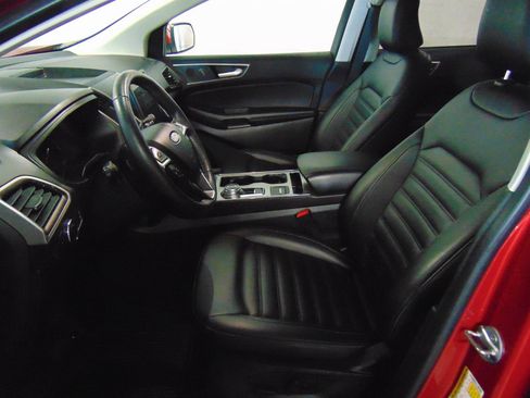 Used 2022 Ford Edge SEL w/ Convenience Package AWD/4WD image 10