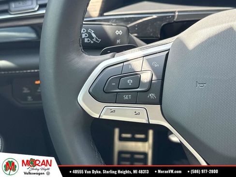 Used 2024 Volkswagen Atlas SEL Premium R-Line AWD/4WD image 26