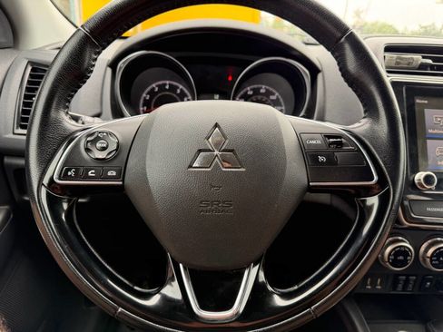 Used 2022 Mitsubishi Outlander Sport SE FWD image 18