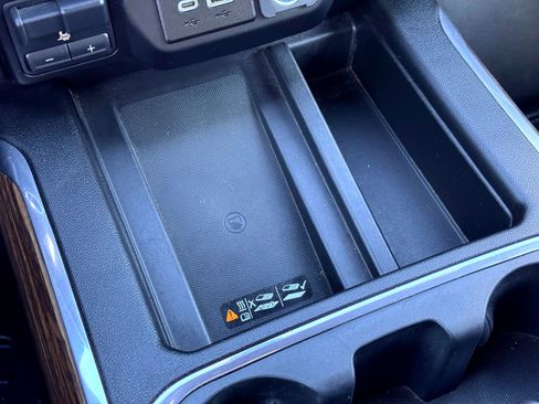 Used 2023 Chevrolet Silverado 2500 High Country w/ Z71 Off-Road Package image 29