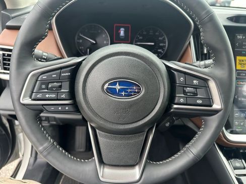 Used 2025 Subaru Outback Touring image 27