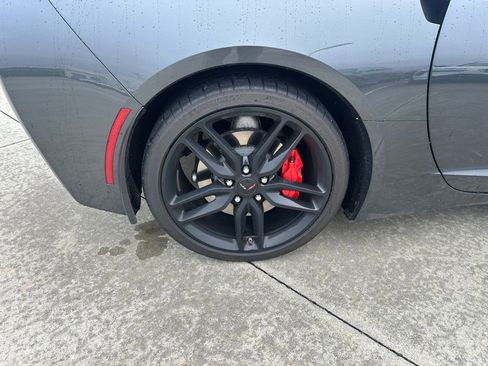 Used 2018 Chevrolet Corvette Stingray Convertible w/ 2LT Preferred Equipment Group image 20