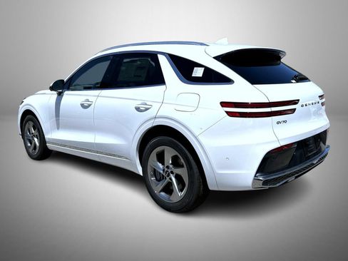 New 2026 Genesis GV70 2.5T Advanced AWD/4WD image 7