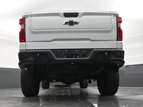 Used 2023 Chevrolet Silverado 1500 ZR2 w/ ZR2 Bison Edition AWD/4WD image 23