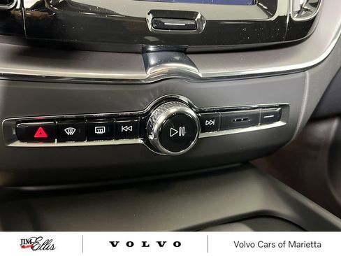 New 2025 Volvo XC60 B5 Core w/ Climate Package image 16