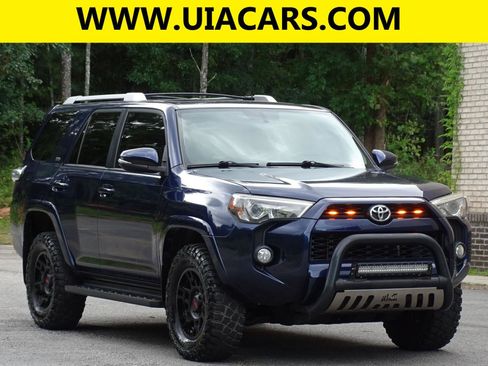 Used 2016 Toyota 4Runner SR5 Premium AWD/4WD image 4
