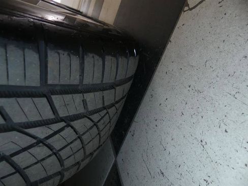 Used 2017 Tesla Model S 75D image 34