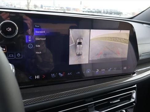 New 2026 Chevrolet Traverse High Country image 28