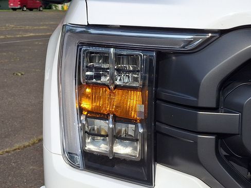 Used 2022 Ford F150 XLT w/ Equipment Group 302A High AWD/4WD image 10