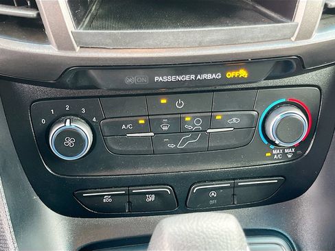 Used 2023 Ford Transit Connect XL FWD image 15