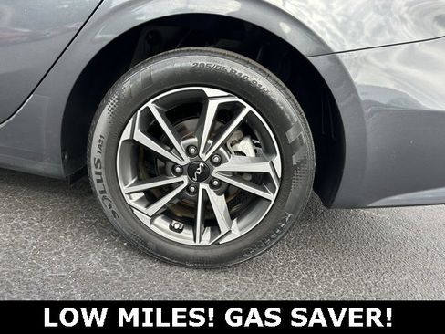 Used 2022 Kia Forte LXS image 10