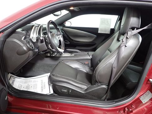 Used 2010 Chevrolet Camaro LT RWD image 21