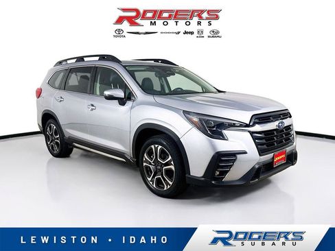 Used 2023 Subaru Ascent Limited AWD/4WD image 1