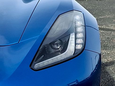 Used 2016 Chevrolet Corvette Stingray Coupe RWD image 26