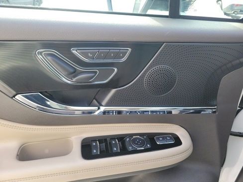 Certified 2023 Lincoln Corsair Reserve w/ Equipment Group 201A image 39