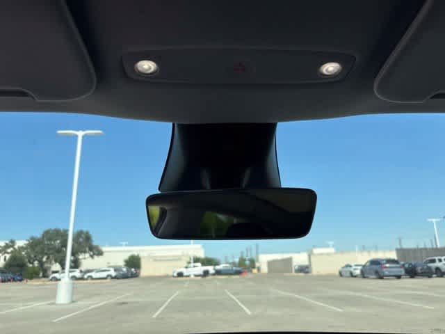 Used 2026 Tesla Model Y AWD image 17