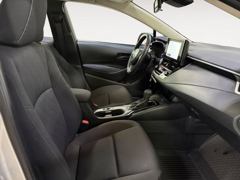 Used 2025 Toyota Corolla LE image 19