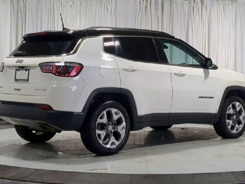 Used 2019 Jeep Compass Limited AWD/4WD image 10