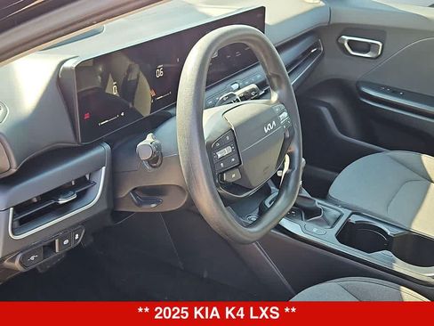 Used 2025 Kia K4 FWD image 2