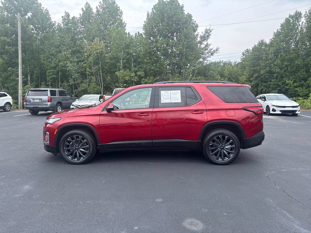 Used 2022 Chevrolet Traverse RS FWD image 8