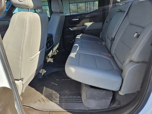Used 2021 Chevrolet Silverado 1500 LTZ AWD/4WD image 18