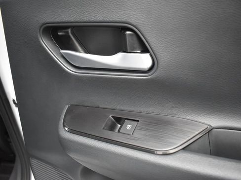 New 2025 Nissan Kicks SV image 19