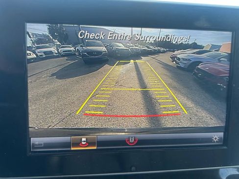 Used 2018 Mercedes-Benz GLC 300 image 16