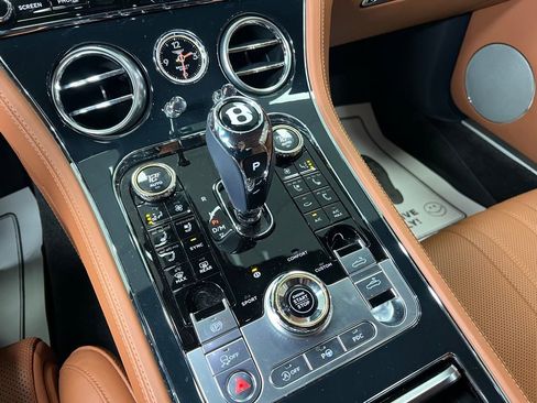 Used 2020 Bentley Continental GT image 12