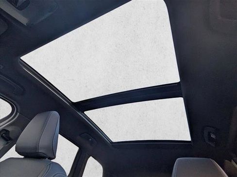 Used 2026 BMW X1 xDrive28i image 15