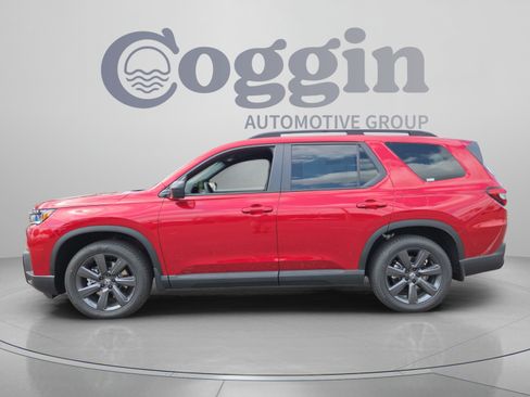 New 2026 Honda Pilot Sport image 2