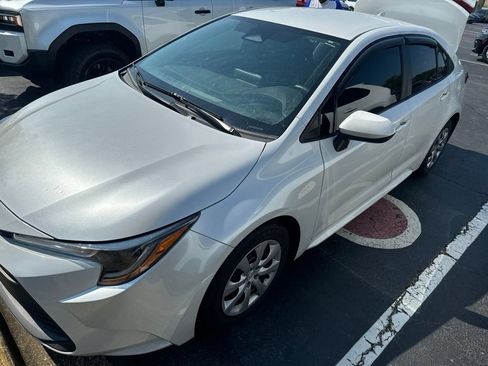 Used 2023 Toyota Corolla LE FWD image 1