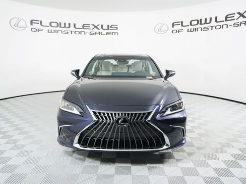 New 2025 Lexus ES 350 w/ Premium Package image 2