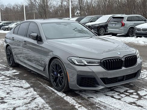 Certified 2022 BMW M550i xDrive w/ Executive Package image 3