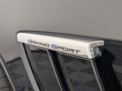 Used 2010 Chevrolet Corvette Grand Sport w/ Preferred Equipment Group RWD image 11