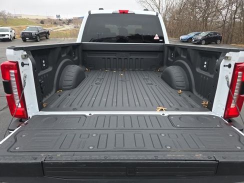 Certified 2025 Ford F350 Lariat image 14