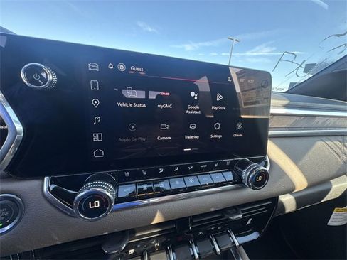 New 2026 GMC Canyon Denali image 16