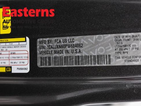 Used 2023 Jeep Wrangler Unlimited w/ Cold Weather Group AWD/4WD image 34